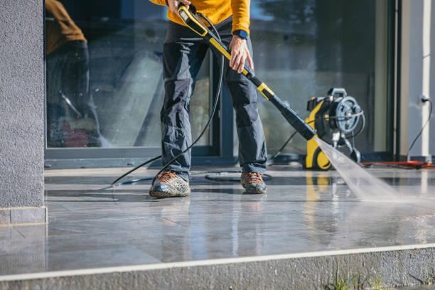 Best Pool Deck Cleaning  in Hilmar Irwin, CA